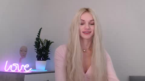 EMMA online show from January 2, 2025, 9:07 pm