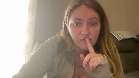 missfantastic0903 online show from May 27, 2026, 4:15 pm