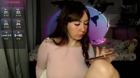 Snapshot of missgenevaonceagain chatting on November 25, 2025, 2:44 am G online show from November 25, 2025, 2:44 am