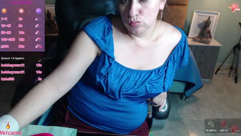 Snapshot of missgomezz_ chatting on February 6, 2025, 6:29 am Maria Gomezz online show from February 6, 2025, 6:29 am
