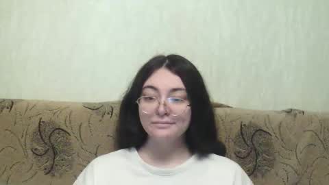 missis mona online show from February 18, 2026, 9:49 am