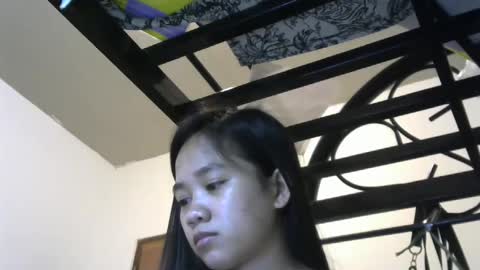 Jona online show from March 4, 2025, 6:39 pm