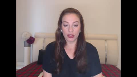 Khloe online show from February 28, 2026, 8:04 am