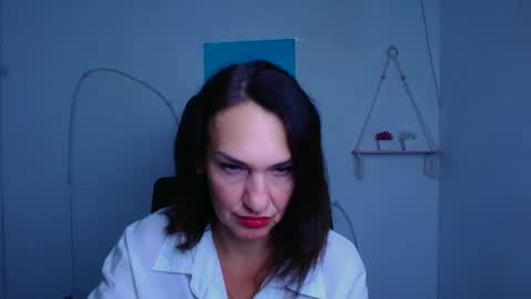 Christina online show from December 15, 2025, 12:09 pm