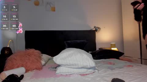 Letisia       Onlyfans MissLetiBlane online show from March 17, 2026, 6:06 am