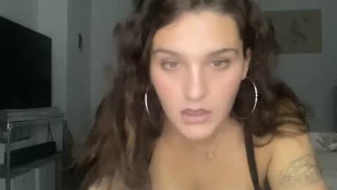 misslia101 online show from September 10, 2025, 1:16 am