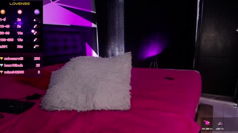 Miss Loise online show from February 8, 2025, 3:31 pm