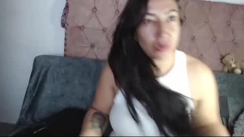 luccy online show from February 15, 2026, 1:20 pm