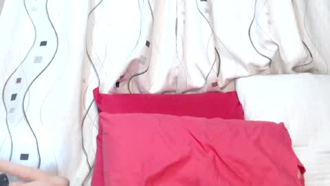 misslustxxx online show from July 20, 2026, 5:44 am