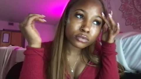 Snapshot of missmarimac chatting on January 18, 2026, 8:34 pm missmarimac online show from January 18, 2026, 8:34 pm