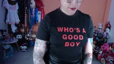 Miss Mia online show from June 8, 2026, 10:26 am