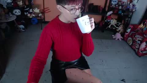 Miss Mia online show from July 9, 2026, 2:21 pm
