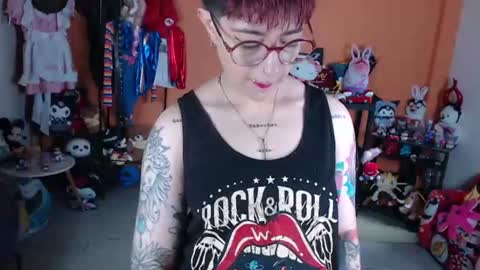 Miss Mia online show from July 11, 2026, 1:14 pm