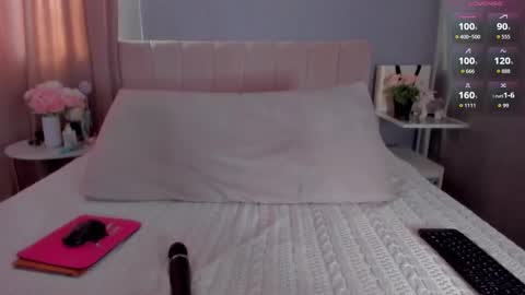 missmiatv online show from October 20, 2025, 3:29 am