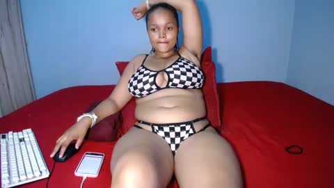 Snapshot of missmimmi69 chatting on January 21, 2025, 12:50 pm mimmi online show from January 21, 2025, 12:50 pm