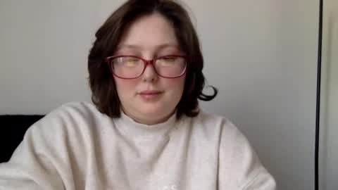 missmistressmal online show from March 18, 2026, 2:53 pm