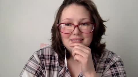 Snapshot of missmistressmal chatting on May 31, 2026, 1:18 pm missmistressmal online show from May 31, 2026, 1:18 pm
