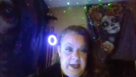 missmoonshyne13 online show from July 25, 2026, 1:58 am