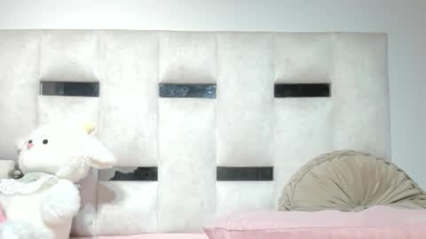 missnatasha05 online show from February 17, 2026, 12:40 am