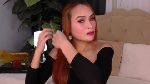 Snapshot of missoliviaontop chatting on April 12, 2026, 4:34 pm missoliviaontop online show from April 12, 2026, 4:34 pm