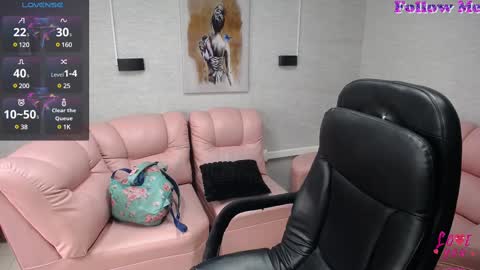 Snapshot of misspenelopenipples chatting on March 12, 2025, 12:04 pm Penelope online show from March 12, 2025, 12:04 pm