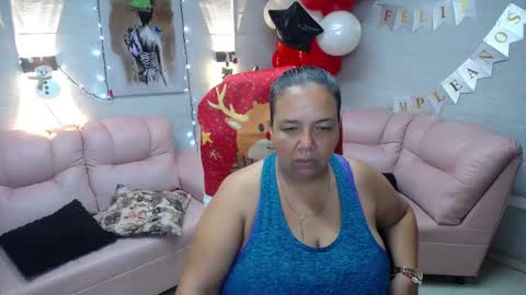 Snapshot of misspenelopenipples chatting on December 5, 2025, 12:14 pm Penelope online show from December 5, 2025, 12:14 pm