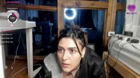 sarah online show from January 2, 2025, 2:43 am