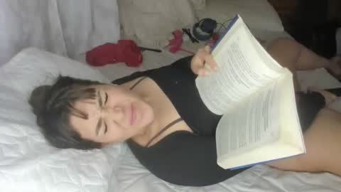 sarah online show from February 12, 2025, 4:23 am