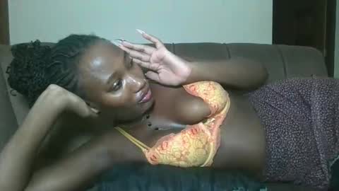 pretty gal online show from April 15, 2026, 10:21 pm