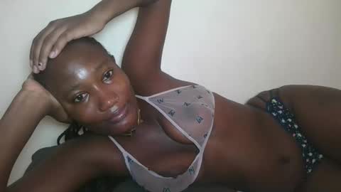 pretty gal online show from May 11, 2026, 11:05 am