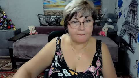 Snapshot of missritabella chatting on January 8, 2025, 7:03 pm Rita online show from January 8, 2025, 7:03 pm