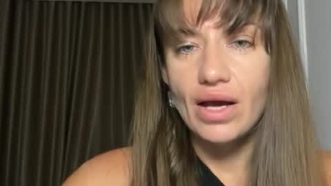 missroriann online show from May 1, 2026, 2:43 pm