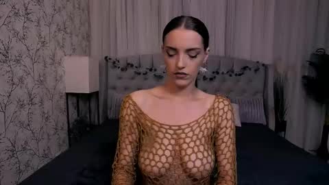 Emily online show from September 9, 2025, 10:20 pm