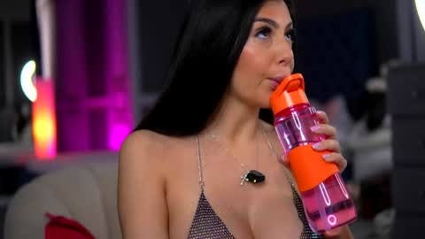 Megann online show from April 3, 2026, 8:45 am