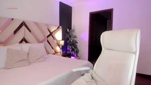 Snapshot of missthailand_ chatting on October 30, 2025, 9:59 pm Fernanda Davila online show from October 30, 2025, 9:59 pm