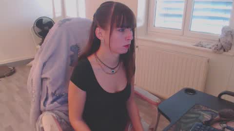 missthon online show from December 21, 2024, 2:26 pm