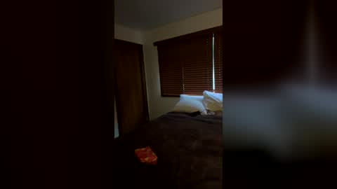 misstinkerbell21 online show from June 22, 2026, 2:14 pm