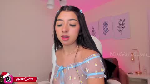 Snapshot of missvancouver_ chatting on December 10, 2024, 11:30 pm Mafe Jimenez online show from December 10, 2024, 11:30 pm