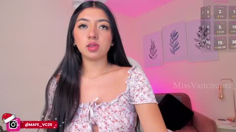 Snapshot of missvancouver_ chatting on December 15, 2024, 11:31 pm Mafe Jimenez online show from December 15, 2024, 11:31 pm