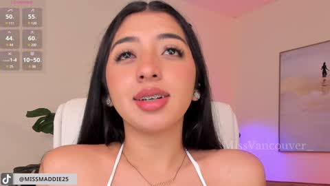 Snapshot of missvancouver_ chatting on January 27, 2025, 5:36 am Mafe Jimenez online show from January 27, 2025, 5:36 am