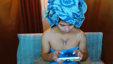 SweetViolet online show from January 16, 2026, 11:25 am