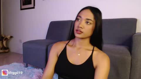 Snapshot of missvirggii chatting on March 7, 2025, 5:17 pm missvirggii online show from March 7, 2025, 5:17 pm