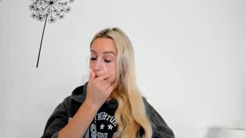 Missy matrix online show from December 15, 2025, 10:30 am