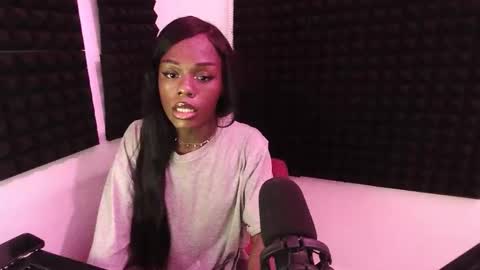 Snapshot of missymixingmiss chatting on April 5, 2026, 3:36 am lauren online show from April 5, 2026, 3:36 am