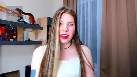 Anya online show from April 18, 2026, 7:07 pm