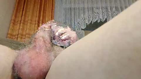 Snapshot of mister9pin chatting on December 10, 2024, 10:37 pm mister9pin online show from December 10, 2024, 10:37 pm