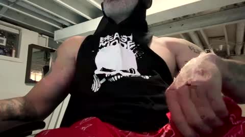 Snapshot of mister_bigg_dick chatting on March 5, 2025, 5:50 am AJ online show from March 5, 2025, 5:50 am