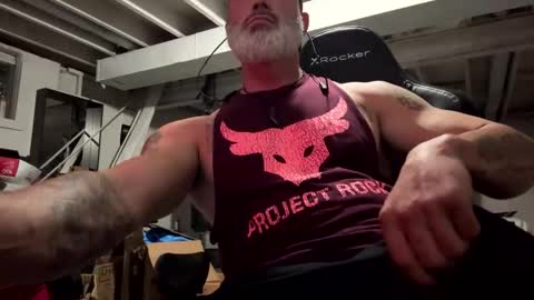 Snapshot of mister_bigg_dick chatting on November 19, 2025, 1:16 am AJ online show from November 19, 2025, 1:16 am