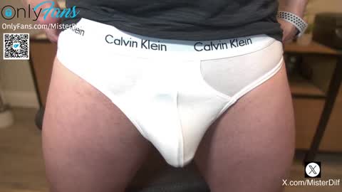 Snapshot of mister_dilf chatting on January 25, 2025, 7:28 pm MISTER DILF online show from January 25, 2025, 7:28 pm