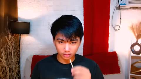 Snapshot of mister_officer chatting on December 6, 2024, 5:20 am SAINT SACHI will make your day online show from December 6, 2024, 5:20 am